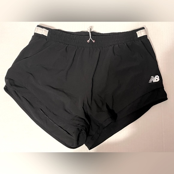 New Balance Pants - New Balance Q Speed Fuel Shorts - Women’s M - Black - EUC
